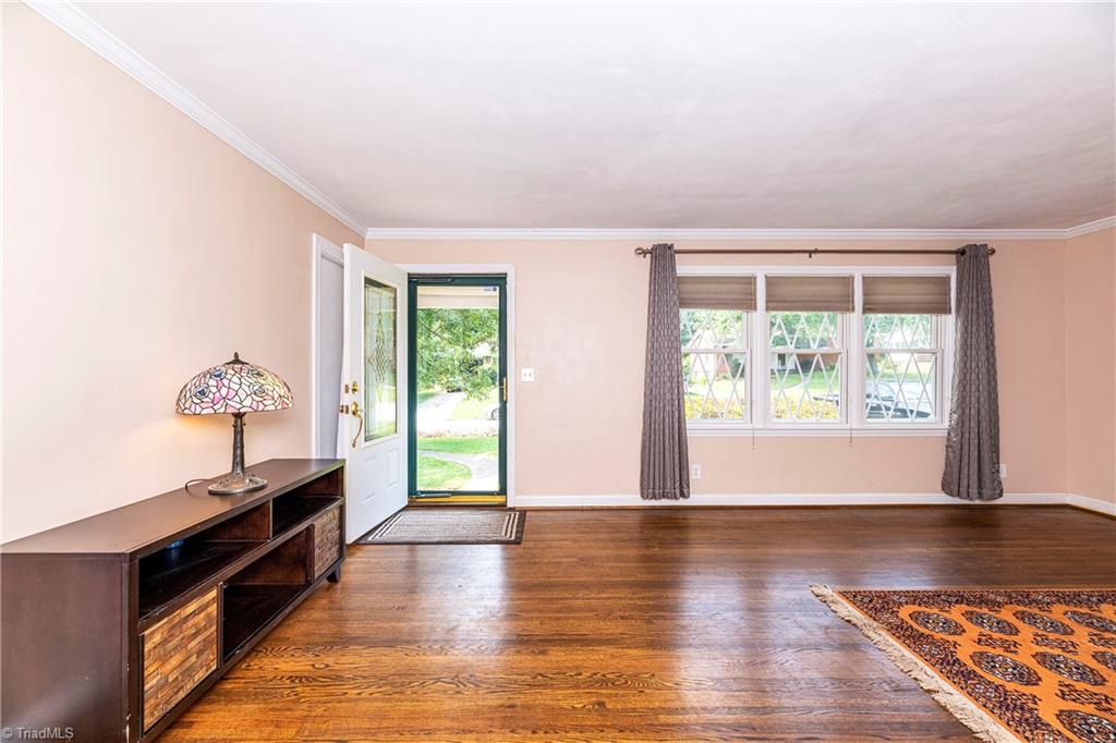1443 Capri Road Southwest Winston-Salem, NC 27103 - Photo 7 of 46 Gallery Image 7