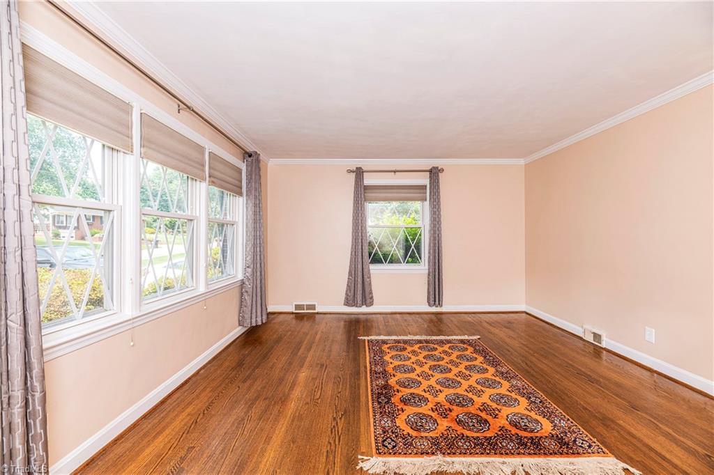 1443 Capri Road Southwest Winston-Salem, NC 27103 - Photo 10 of 46 Gallery Image 10