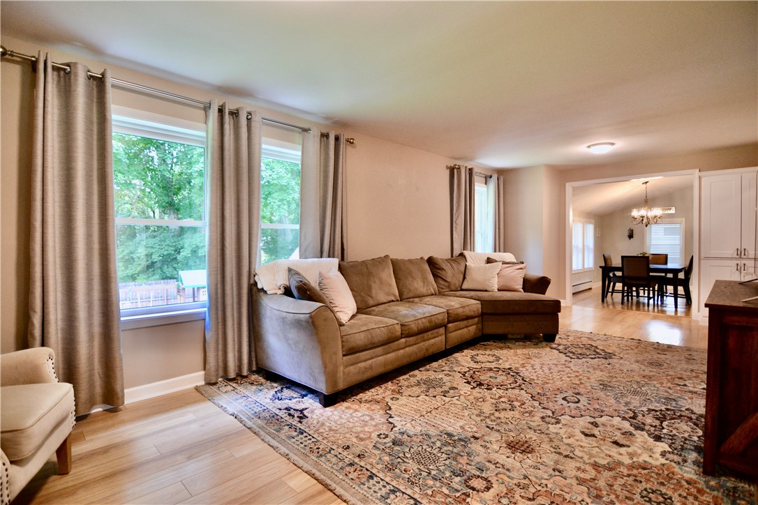 55 Ross Brook Drive Penfield, NY 14625 - Photo 13 of 34