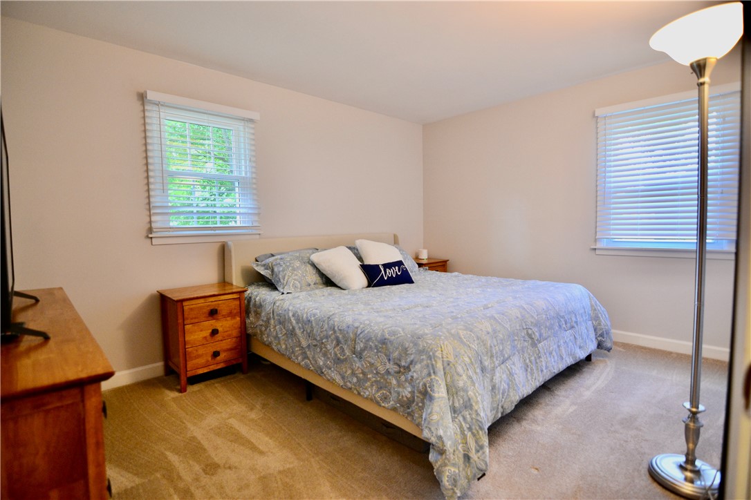 55 Ross Brook Drive Penfield, NY 14625 - Photo 17 of 34