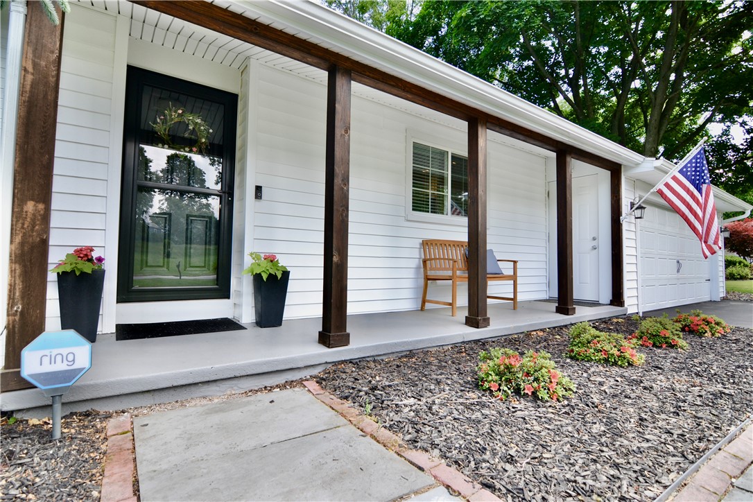 55 Ross Brook Drive Penfield, NY 14625 - Photo 3 of 34