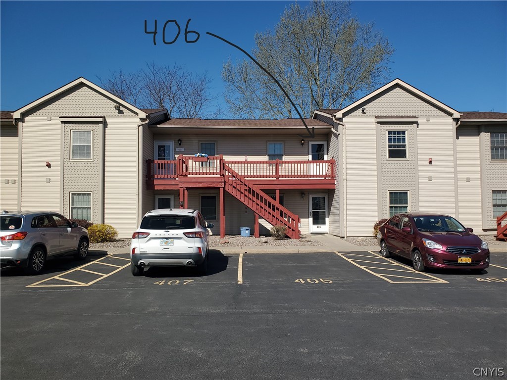 Welcome to 406 Fultz Dr.  Our beautiful 2 bedroom,