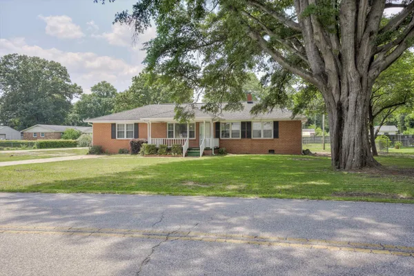$1,600 | 417 Old Airport Road, Aiken, SC 29801