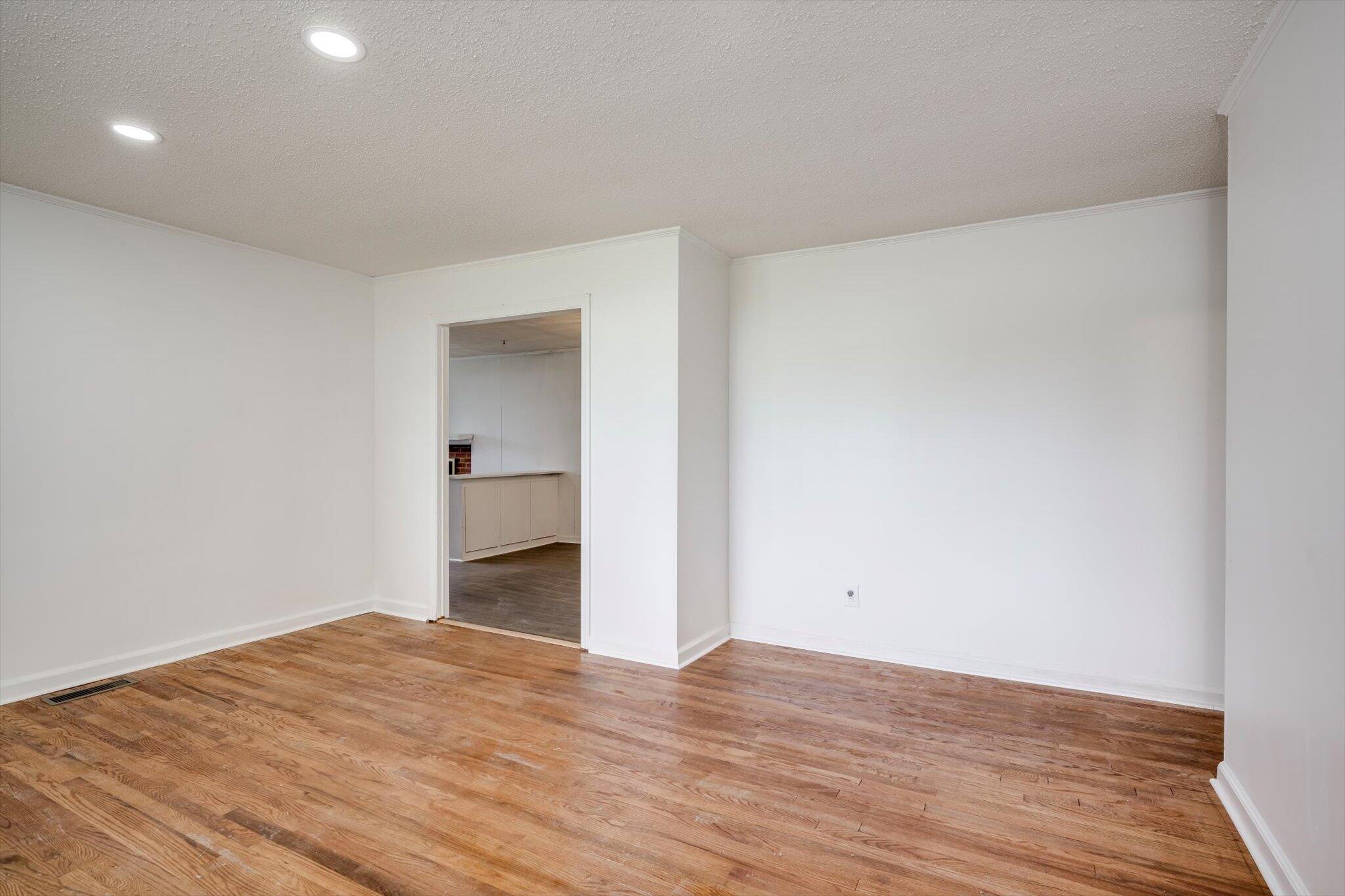 417 Old Airport Road Aiken, SC 29801 - Photo 4 of 31 04-004-