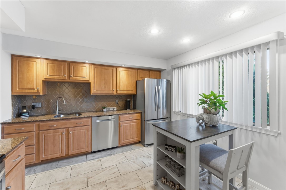 2970 Mendon Road, Unit 84 Cumberland, RI 02864 - Photo 9 of 30