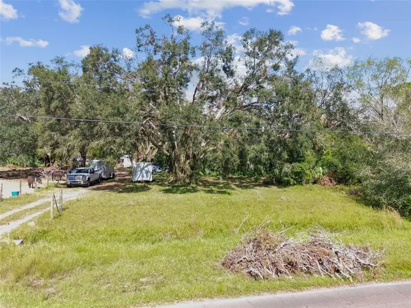 $170,000 | 1619 Butch Cassidy Trail, Wimauma, FL 33598