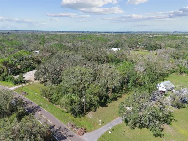 $170,000 | 1619 Butch Cassidy Trail, Wimauma, FL 33598