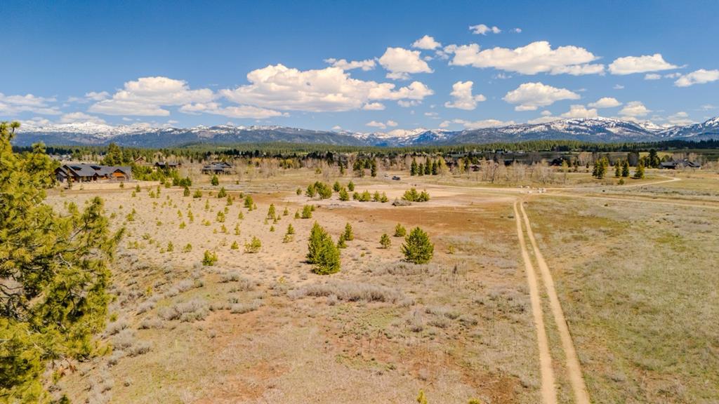 17 Rawhide Loop, Unit 17 McCall, ID 83638 - Photo 8 of 8