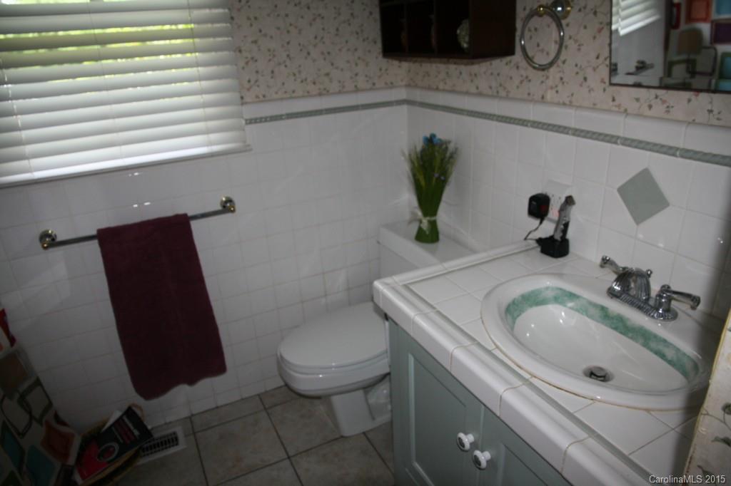 87 Shadowbrook Road Stanley, NC 28164 - Photo 7 of 17 Gallery Image 7