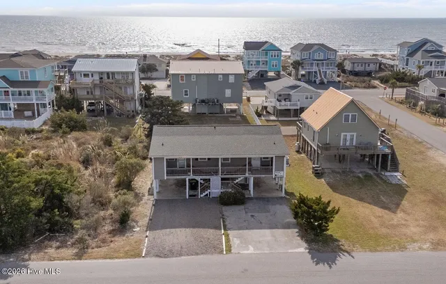 $395,000 | 347 Brunswick Avenue West, Unit 2, Holden Beach, NC 28462