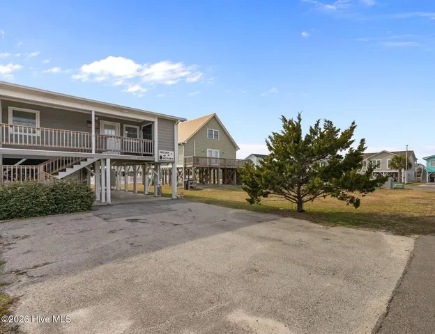 $395,000 | 347 Brunswick Avenue West, Unit 2, Holden Beach, NC 28462