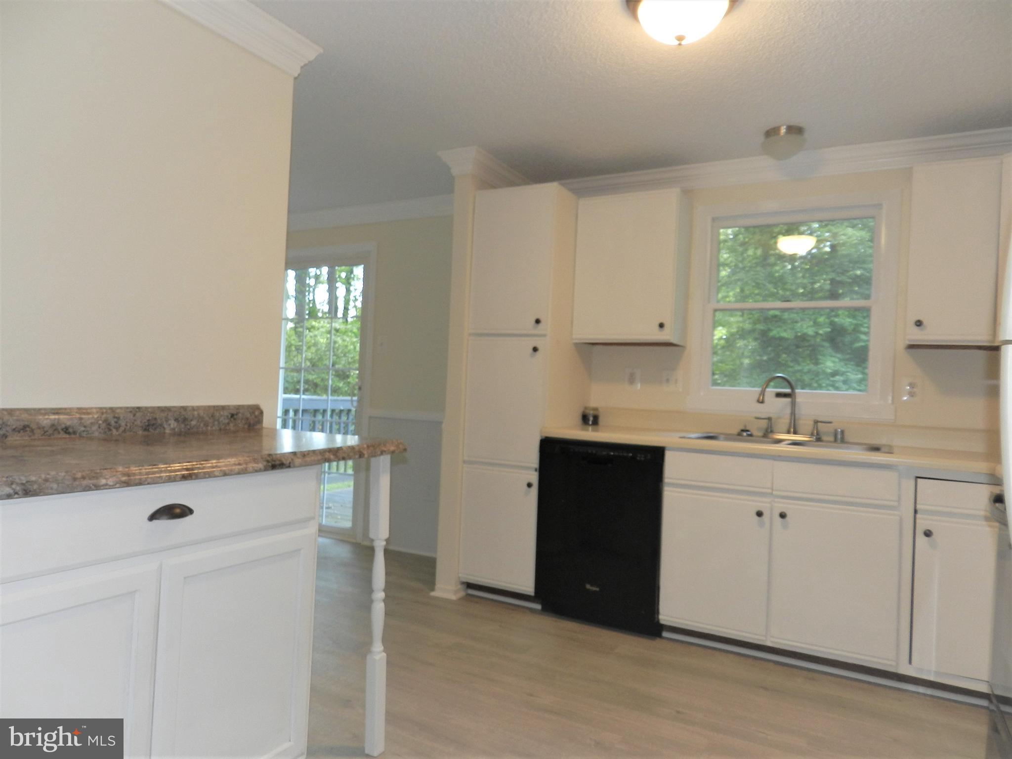 4223 Goldmine Road Goldvein, VA 22720 - Photo 3 of 43 Kitchen