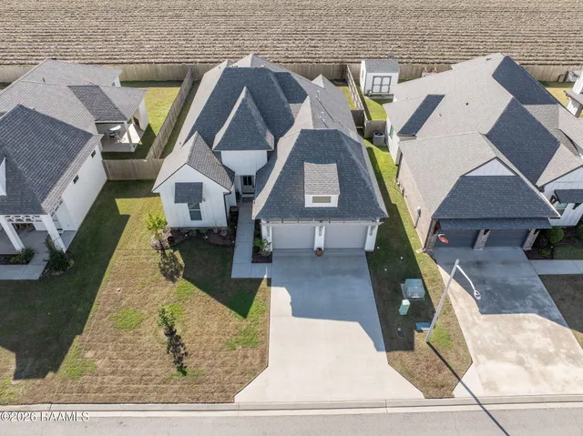 $345,900 | 426 Sandy Bay Drive, Broussard, LA 70518