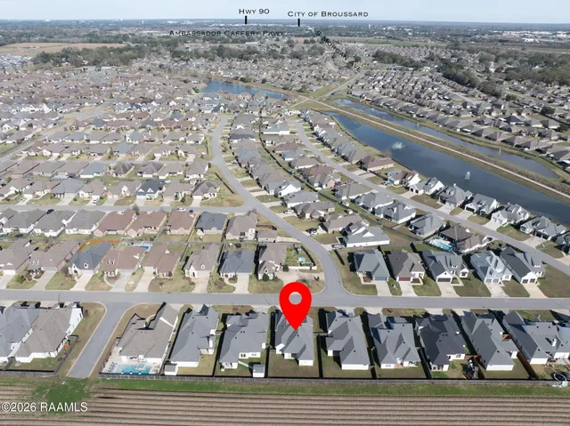 $345,900 | 426 Sandy Bay Drive, Broussard, LA 70518