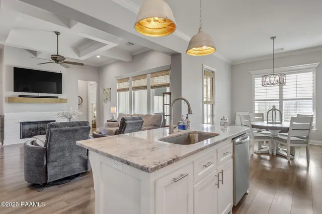 $345,900 | 426 Sandy Bay Drive, Broussard, LA 70518