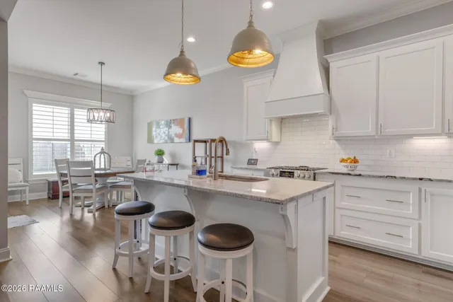 $345,900 | 426 Sandy Bay Drive, Broussard, LA 70518