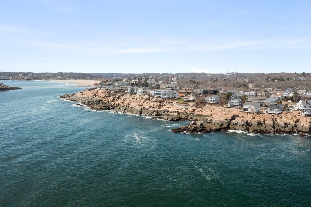 15 Long Beach Road Gloucester, MA 01930 - Photo 3 of 38