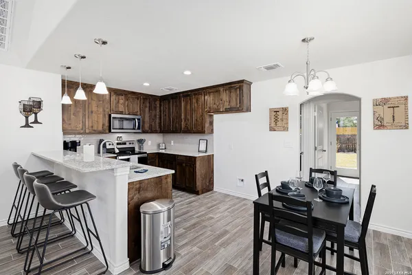 $275,000 | 1956 Tanglewood Trail, Spring Branch, TX 78070