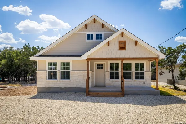 $275,000 | 1956 Tanglewood Trail, Spring Branch, TX 78070