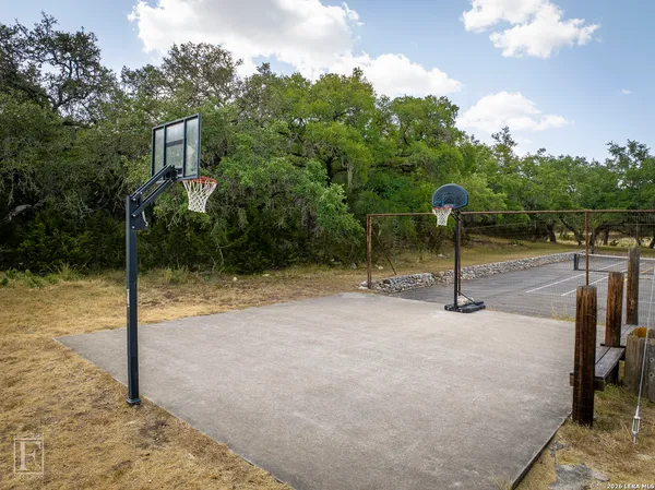 $275,000 | 1956 Tanglewood Trail, Spring Branch, TX 78070