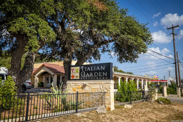 $275,000 | 1956 Tanglewood Trail, Spring Branch, TX 78070