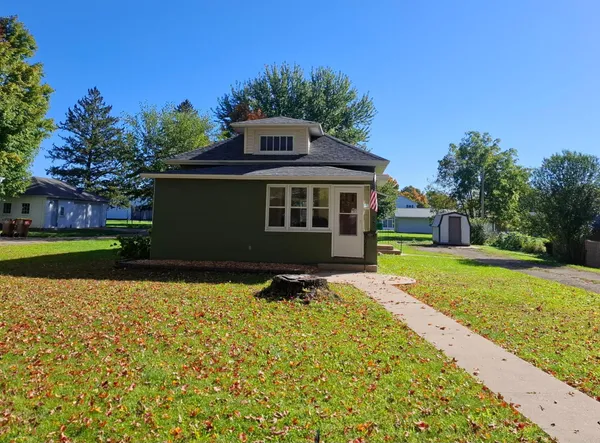 $190,000 | 625 North Section Avenue, Spring Valley, MN 55975
