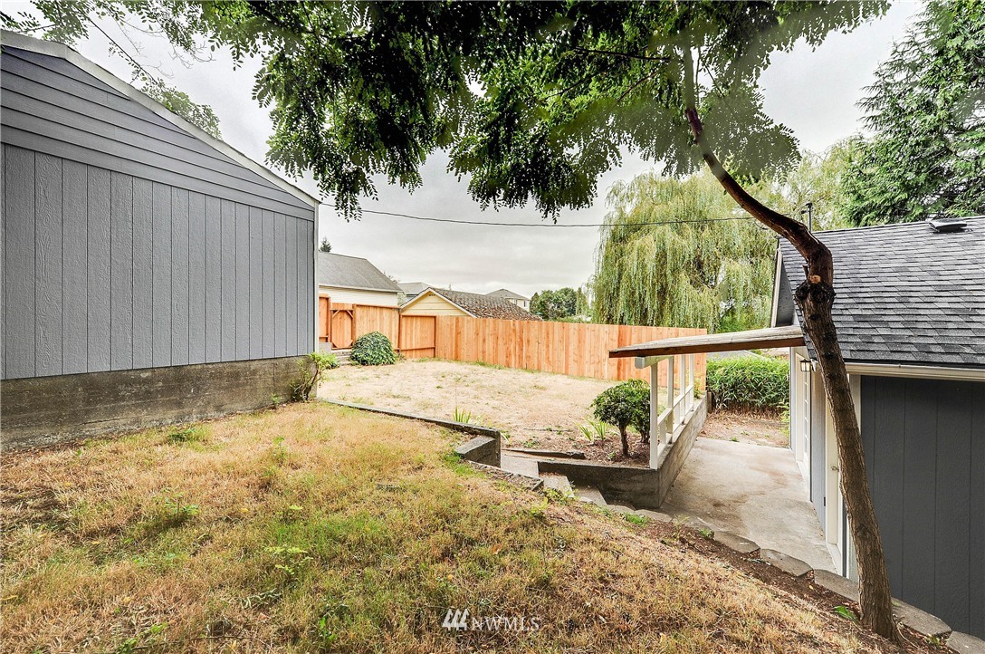 1706 Wheaton Way Bremerton, WA 98310 - Photo 22 of 25 Gallery Image 22