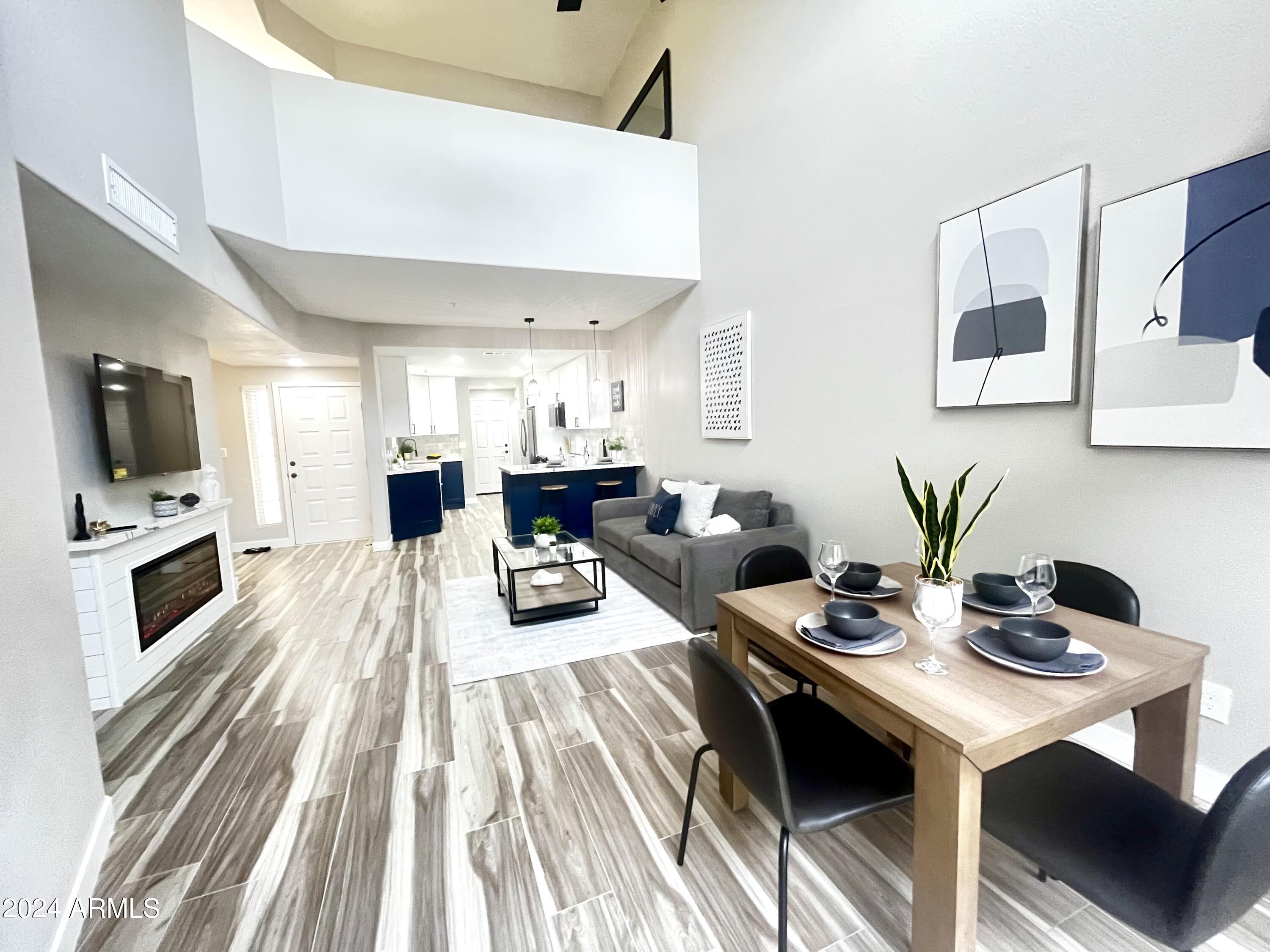 7710 East Gainey Ranch Road, Unit 137 Scottsdale, AZ 85258 - Photo 11 of 56 Great Room