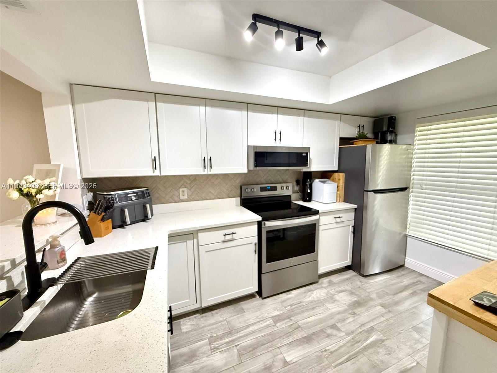 300 Promenade Drive, Unit 105 Dunedin, FL 34698 - Photo 3 of 29