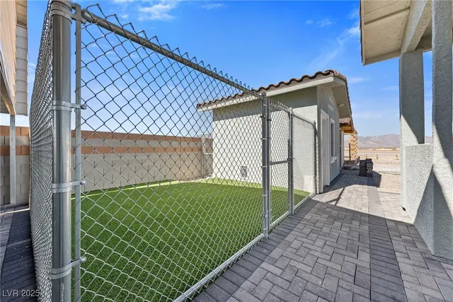 $699,999 | 9090 South Josephine Street, Pahrump, NV 89048