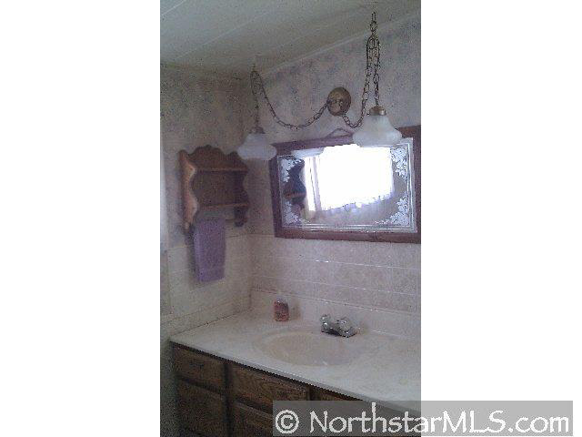 29 Poplar Street Faribault, MN 55021 - Photo 6 of 8 Gallery Image 6