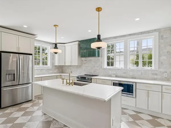 $11,000 | 456 Gardenia Street, Belleair, FL 33756