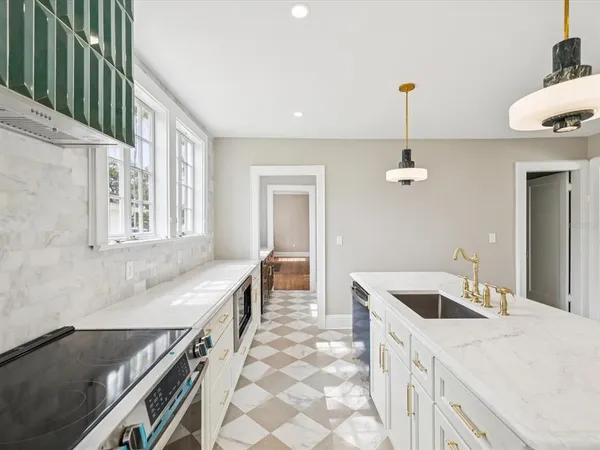 $11,000 | 456 Gardenia Street, Belleair, FL 33756