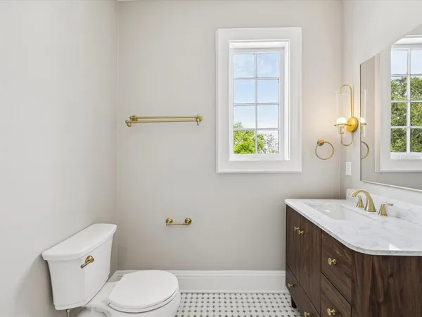 $11,000 | 456 Gardenia Street, Belleair, FL 33756