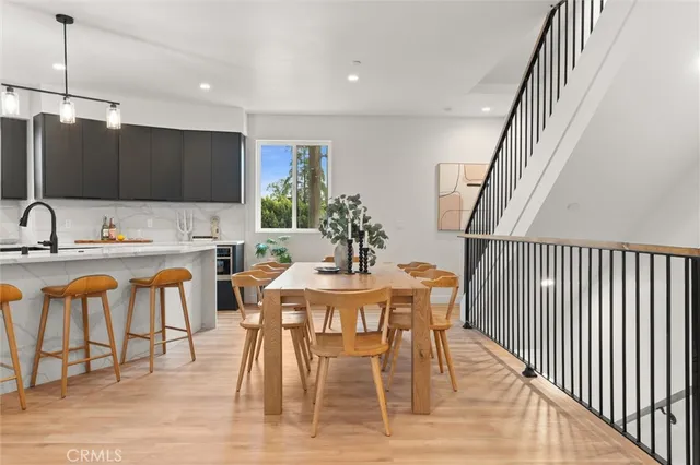 $1,249,000 | 6059 North Tujunga Avenue, North Hollywood, CA 91606