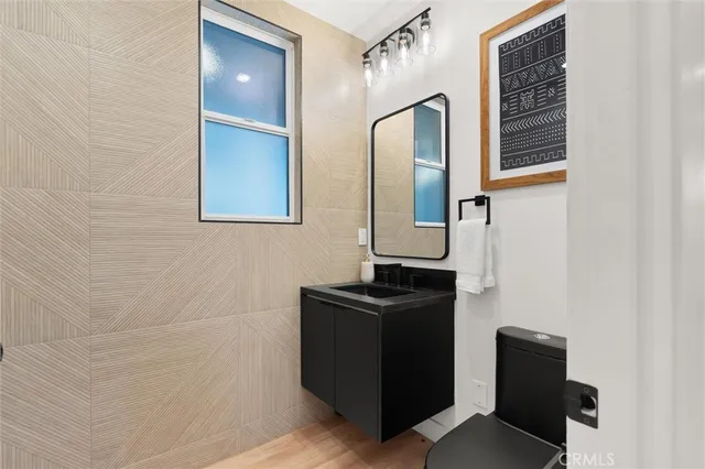 $1,249,000 | 6059 North Tujunga Avenue, North Hollywood, CA 91606