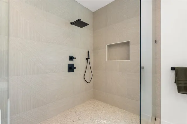 $1,249,000 | 6059 North Tujunga Avenue, North Hollywood, CA 91606