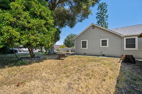 $1,195,000 | 240 Berkshire Avenue, Redwood City, CA 94063