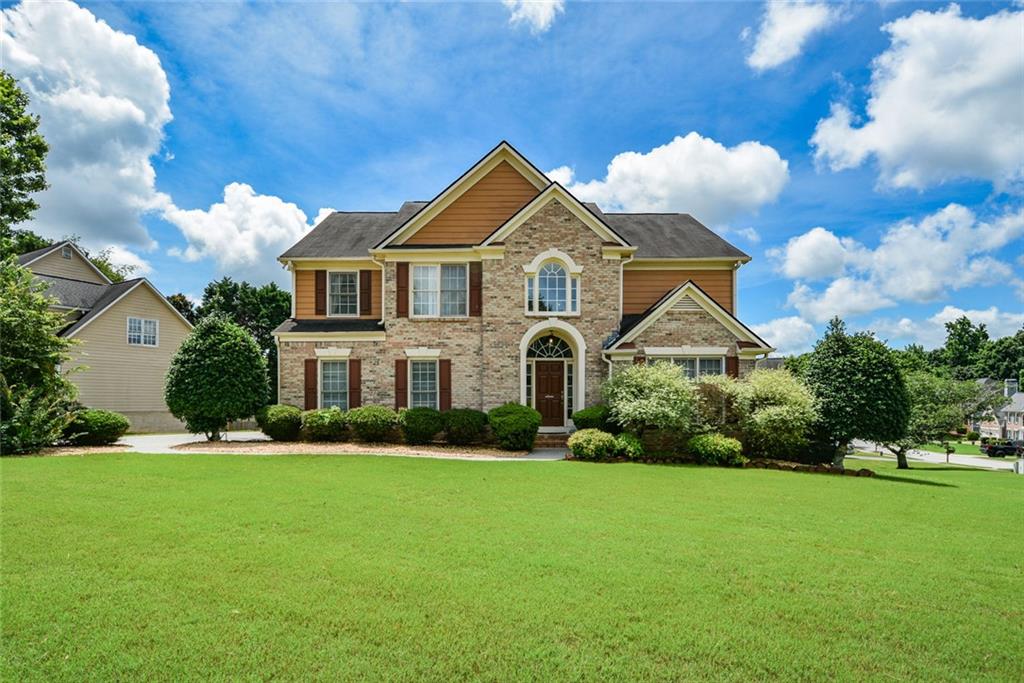 581 Hunters Trace Dallas, GA 30157 - Photo 2 of 42