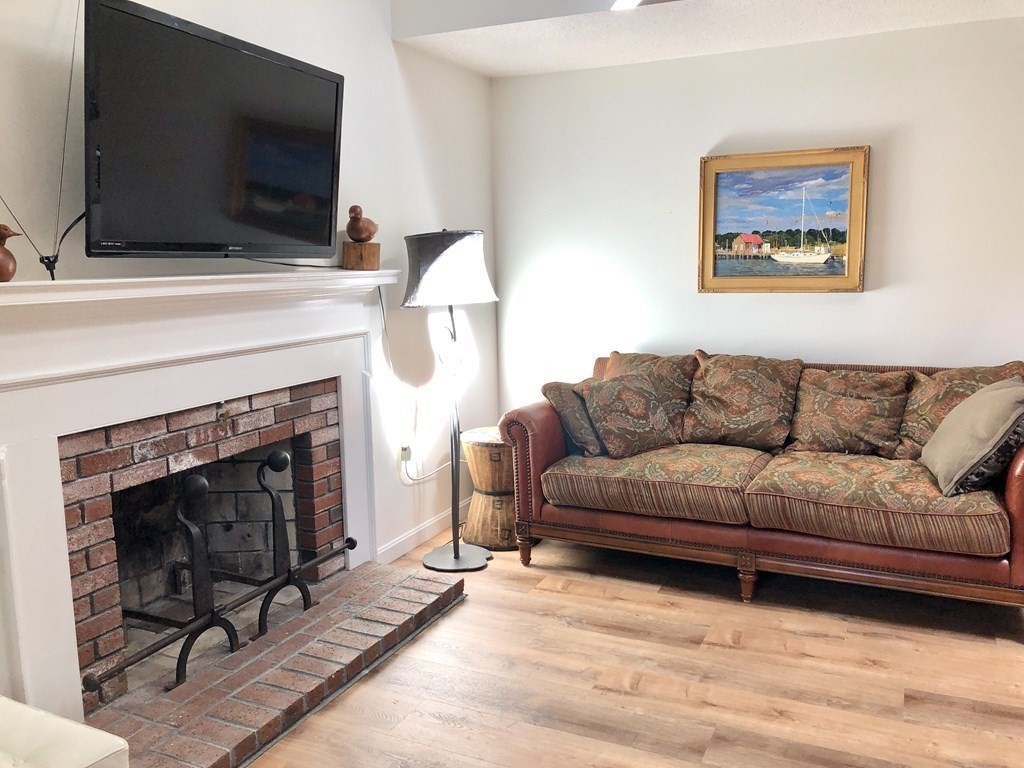 2502 State Road Plymouth, MA 02360 - Photo 15 of 39 Gallery Image 15