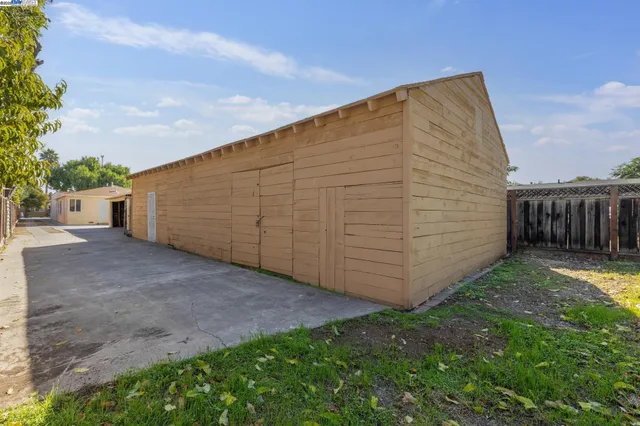 $1,850,000 | 1351 Peach Court, San Jose, CA 95116