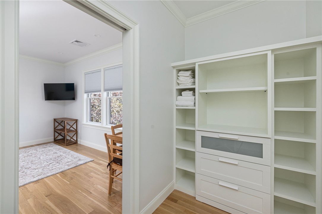 3 Oak Street Middletown, RI 02842 - Photo 47 of 50 Third bedroom walk-in closet.
