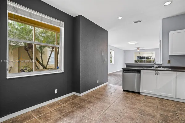 $3,650 | 2167 Hacienda Terrace, Unit 2167, Weston, FL 33327