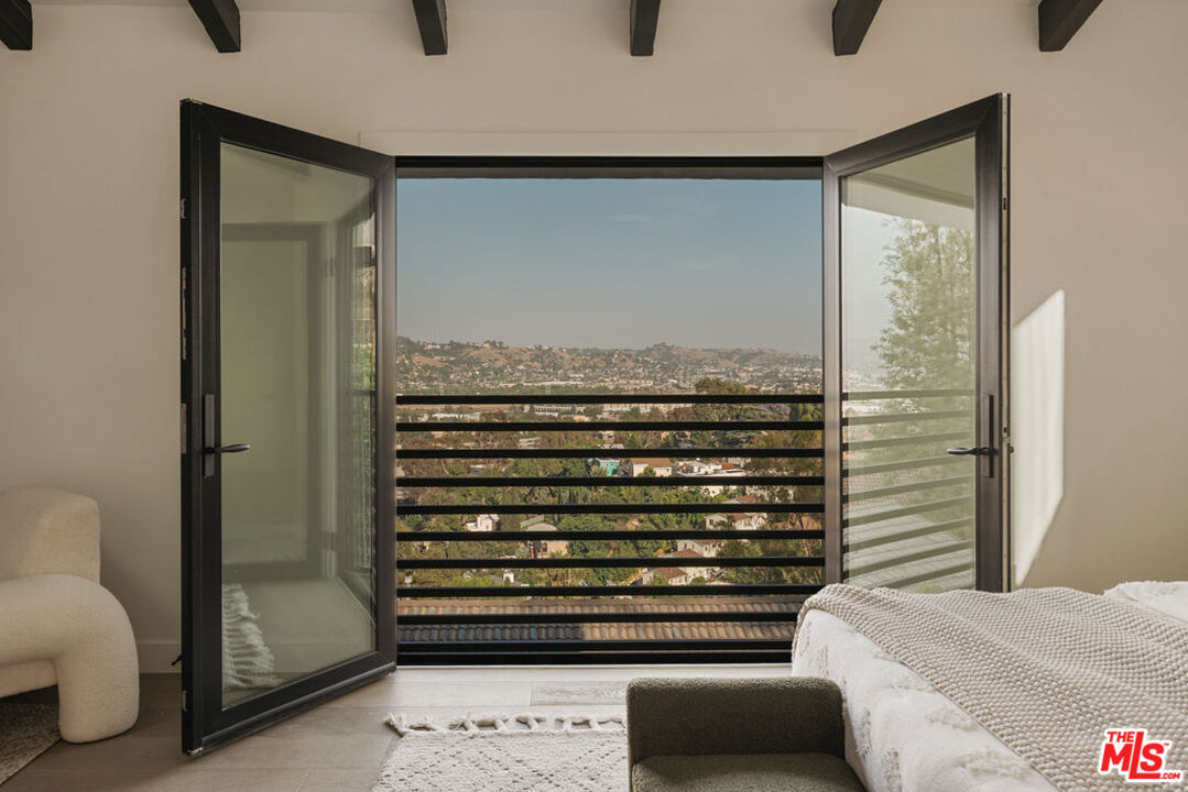 2474 Silver Ridge Avenue Los Angeles, CA 90039 - Photo 35 of 57