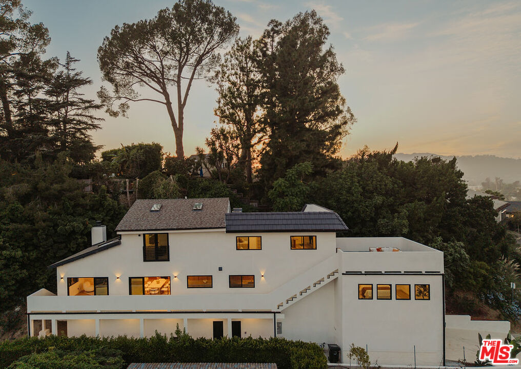 2474 Silver Ridge Avenue Los Angeles, CA 90039 - Photo 53 of 56