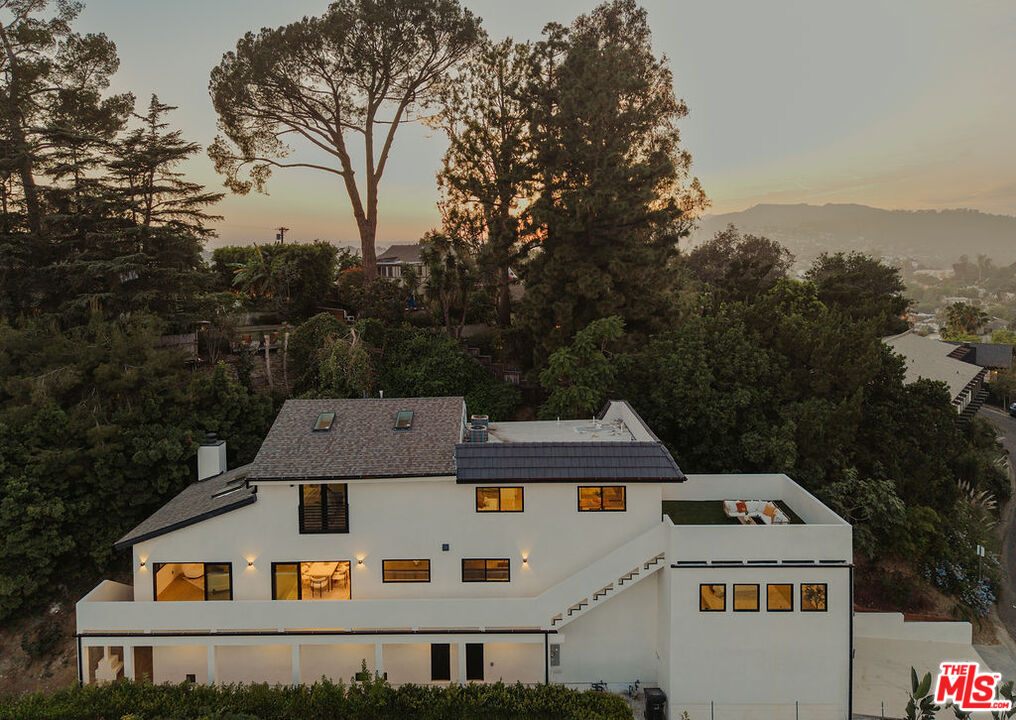 2474 Silver Ridge Avenue Los Angeles, CA 90039 - Photo 55 of 56