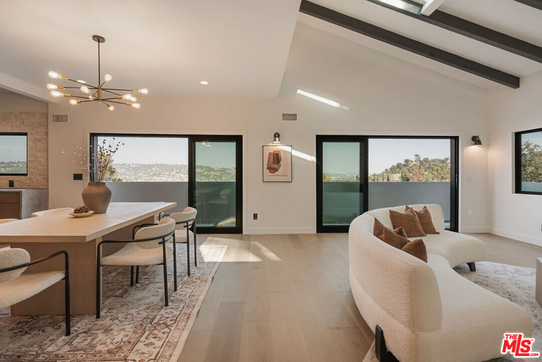 2474 Silver Ridge Avenue Los Angeles, CA 90039 - Photo 10 of 57