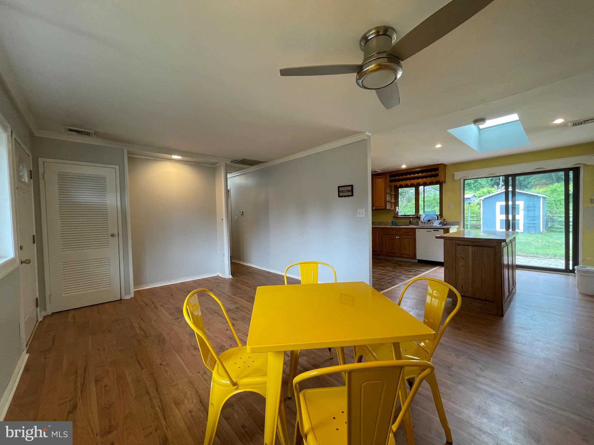 13 Chartwell Road West Grove, PA 19390 - Photo 3 of 11 Living Room