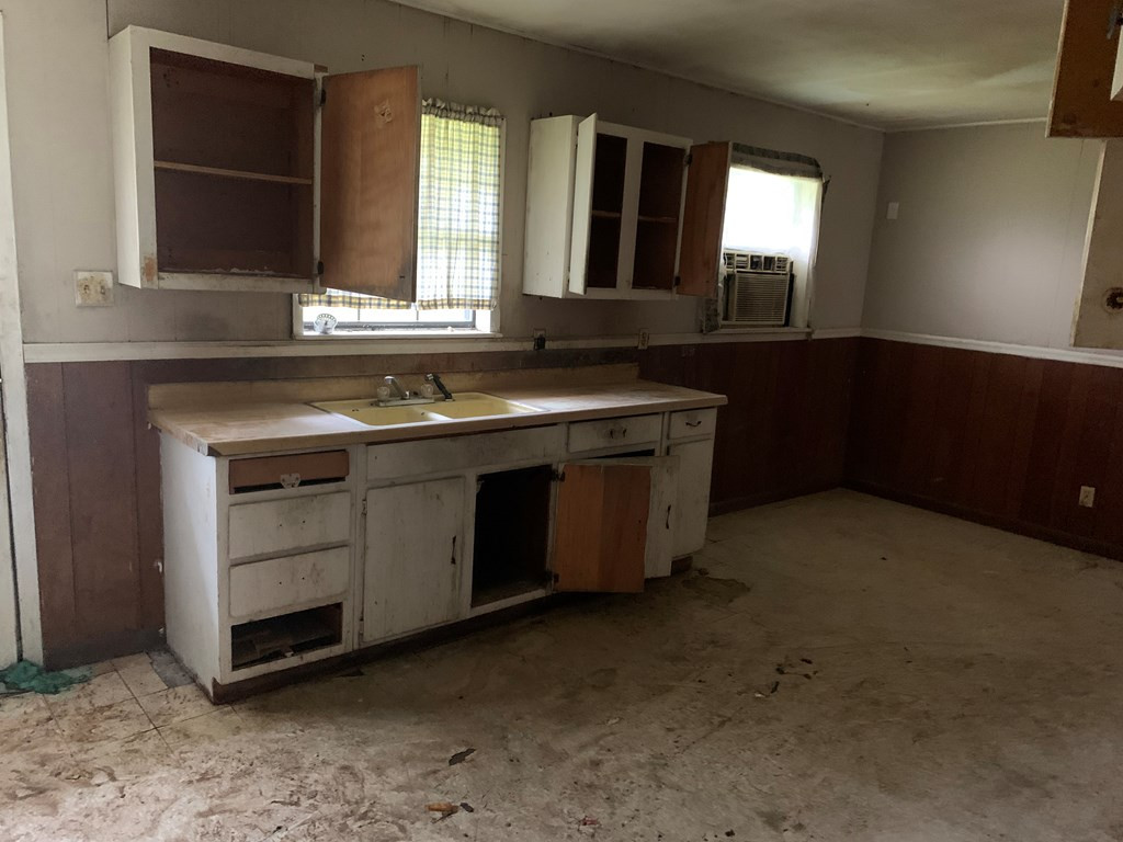 20 Myrtle Drive Natchez, MS 39120 - Photo 3 of 10 Photo 3