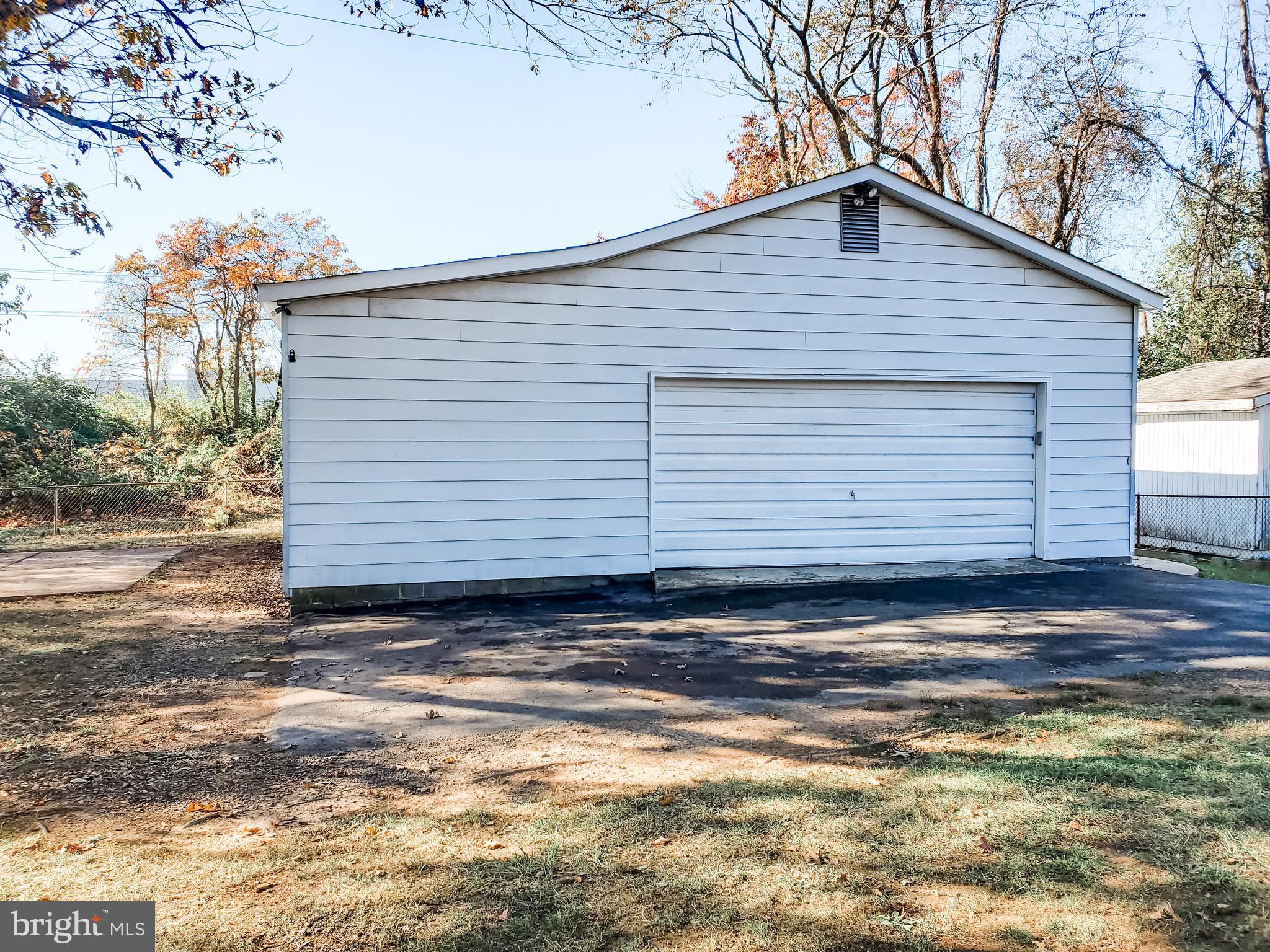 700 Williamsburg Road Sterling, VA 20164 - Photo 11 of 33 Gallery Image 11